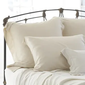 Classic Bedding By Legna