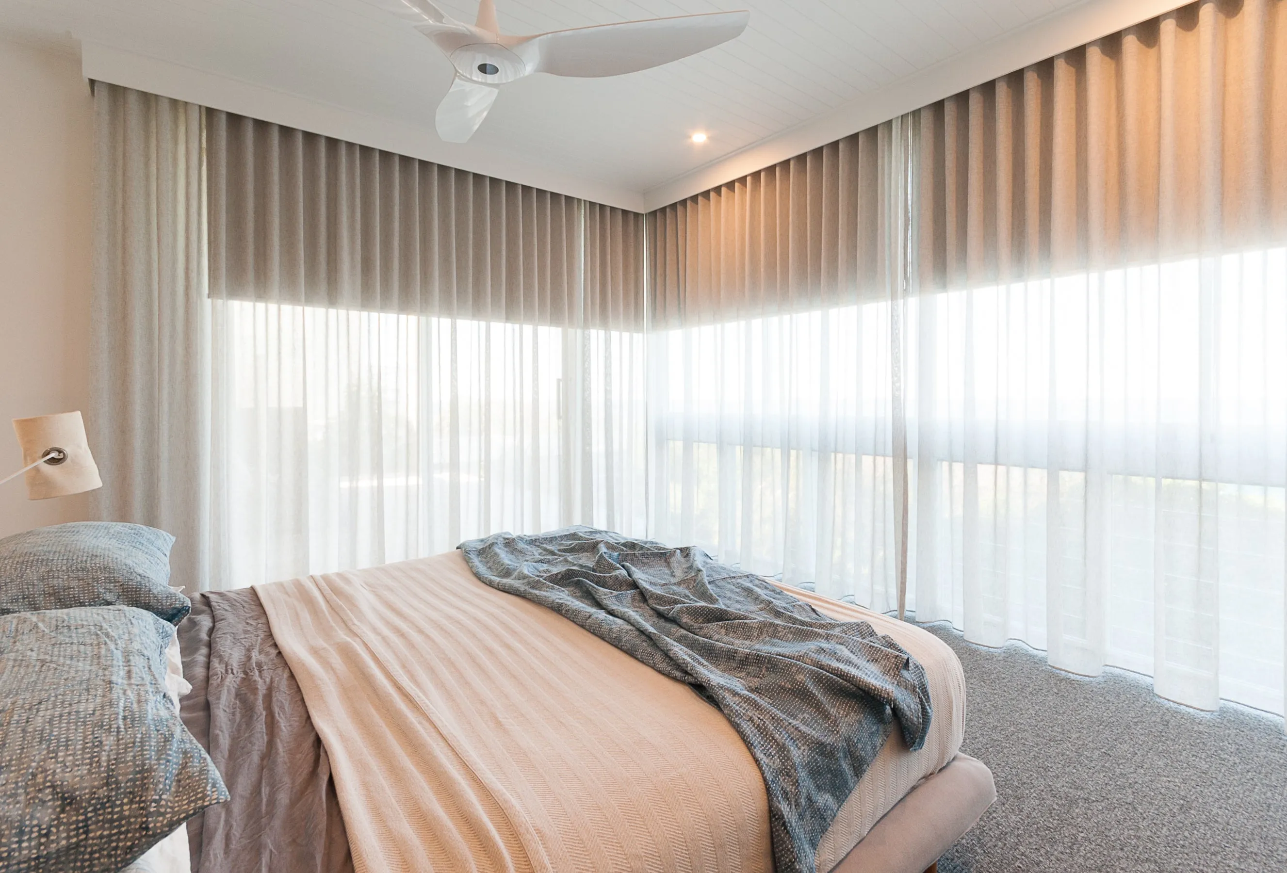 SHEER CURTAINS